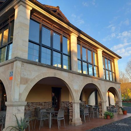 Hosteria Rio Negro Barcena de Cicero ภายนอก รูปภาพ